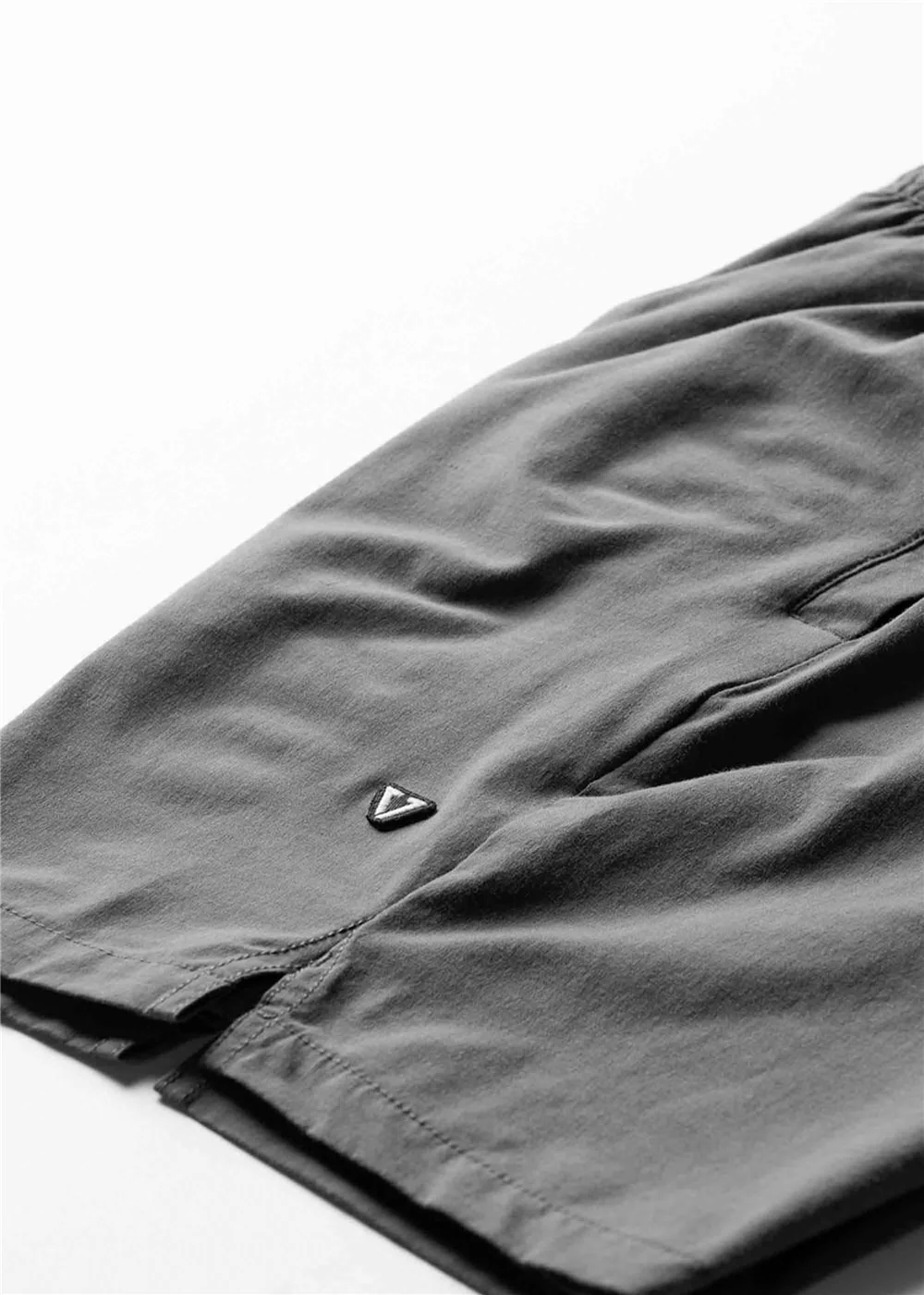 Alto 18" Performance Elastic Walkshort - Image 4