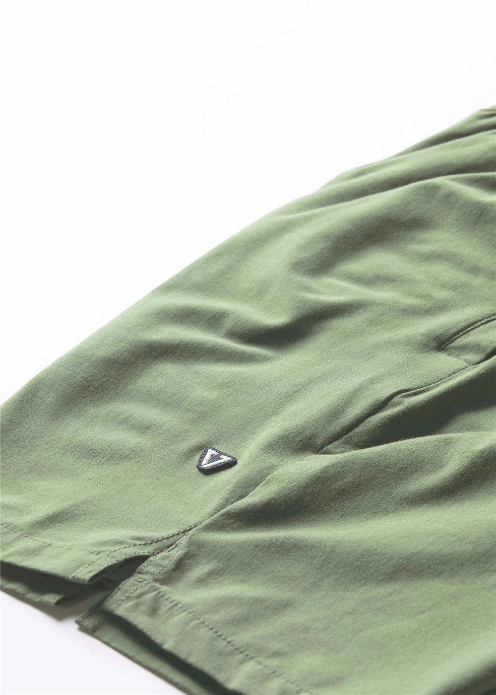 Alto 18" Performance Elastic Walkshort - Image 4